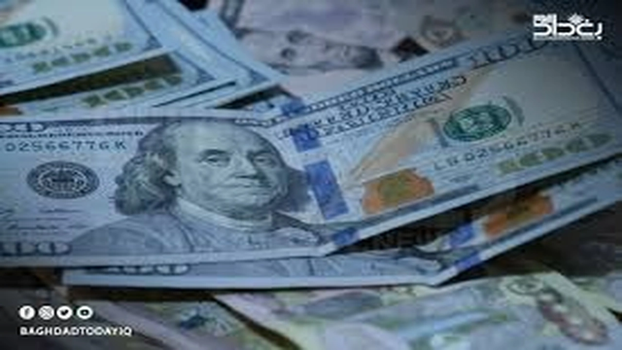 تراجع طفيف.. تحركات جديدة لأسعار صرف الدولار في الأسواق العراقية اليوم أساسياً
